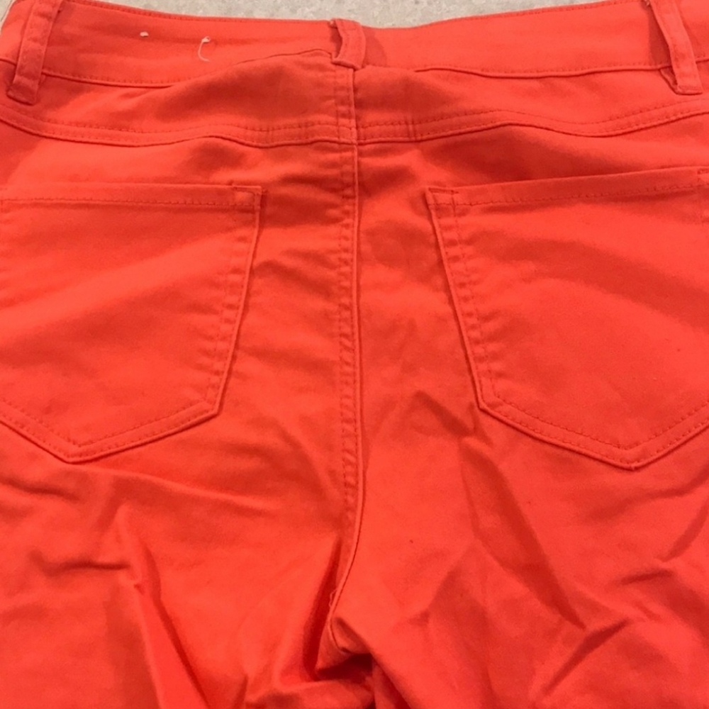 d.Jean's High Rise Jeggings - Picture 3 of 4